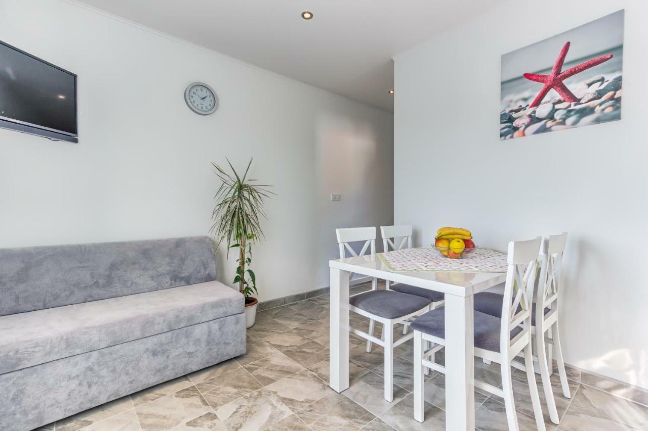 Apartment Adriano Бол Экстерьер фото
